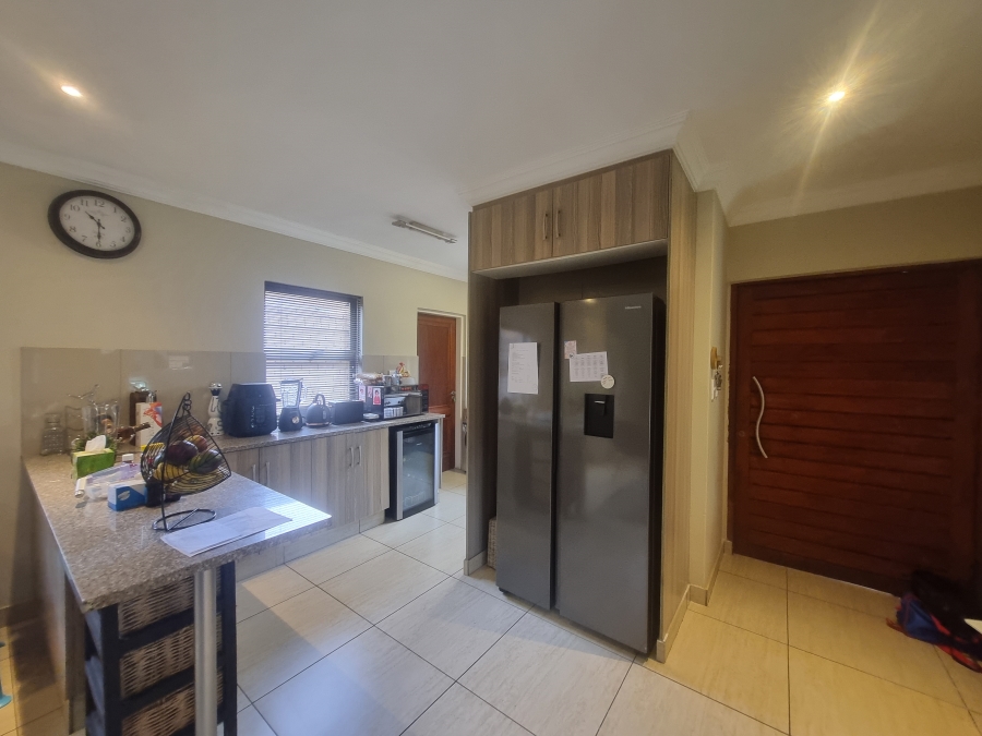 To Let 3 Bedroom Property for Rent in Equestria Gauteng