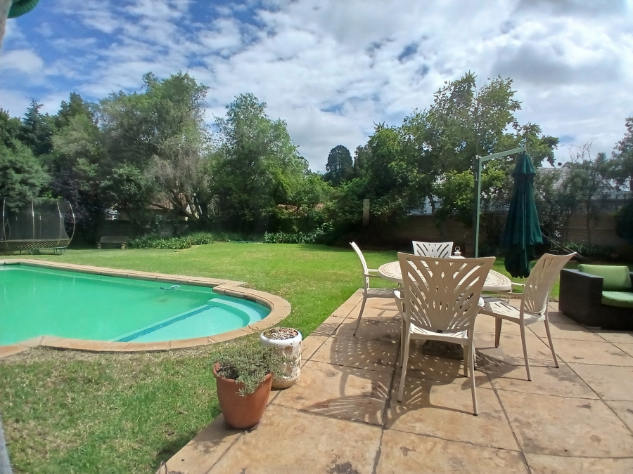 4 Bedroom Property for Sale in Bedfordview Gauteng