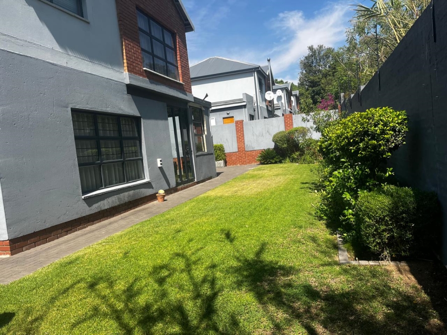 4 Bedroom Property for Sale in Ferndale Gauteng