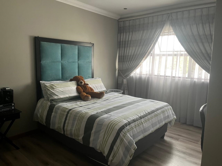 4 Bedroom Property for Sale in Ferndale Gauteng