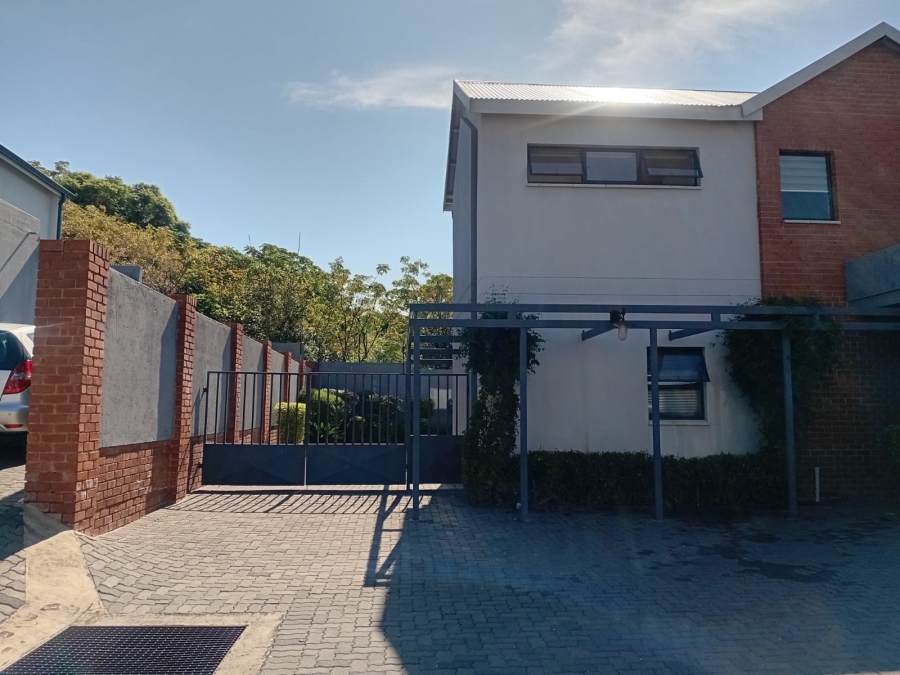 4 Bedroom Property for Sale in Ferndale Gauteng
