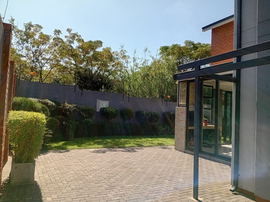 4 Bedroom Property for Sale in Ferndale Gauteng