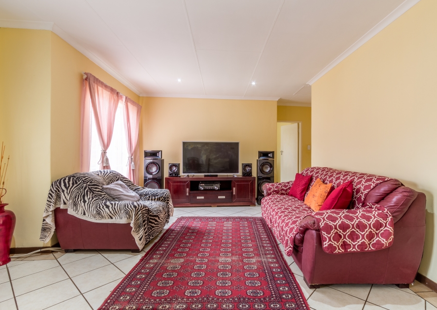 3 Bedroom Property for Sale in Equestria Gauteng