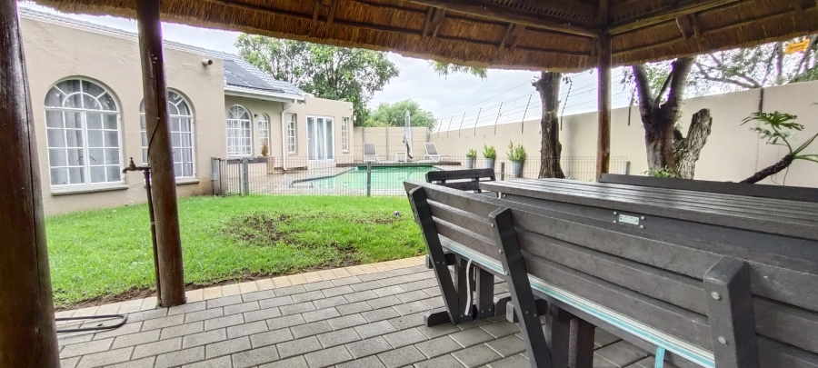 4 Bedroom Property for Sale in Verwoerdpark Gauteng