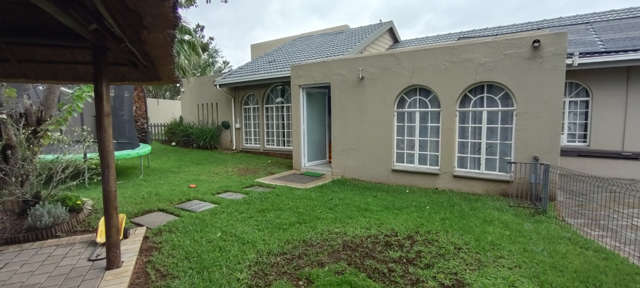 4 Bedroom Property for Sale in Verwoerdpark Gauteng