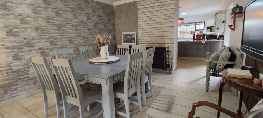 4 Bedroom Property for Sale in Verwoerdpark Gauteng