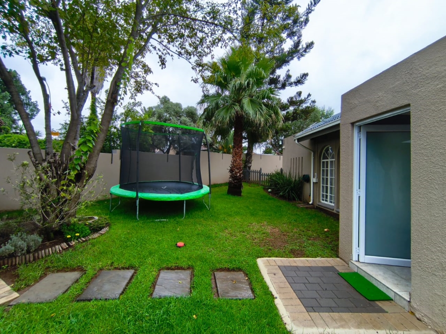 4 Bedroom Property for Sale in Verwoerdpark Gauteng