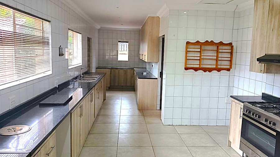 8 Bedroom Property for Sale in Van Riebeeck Park Gauteng