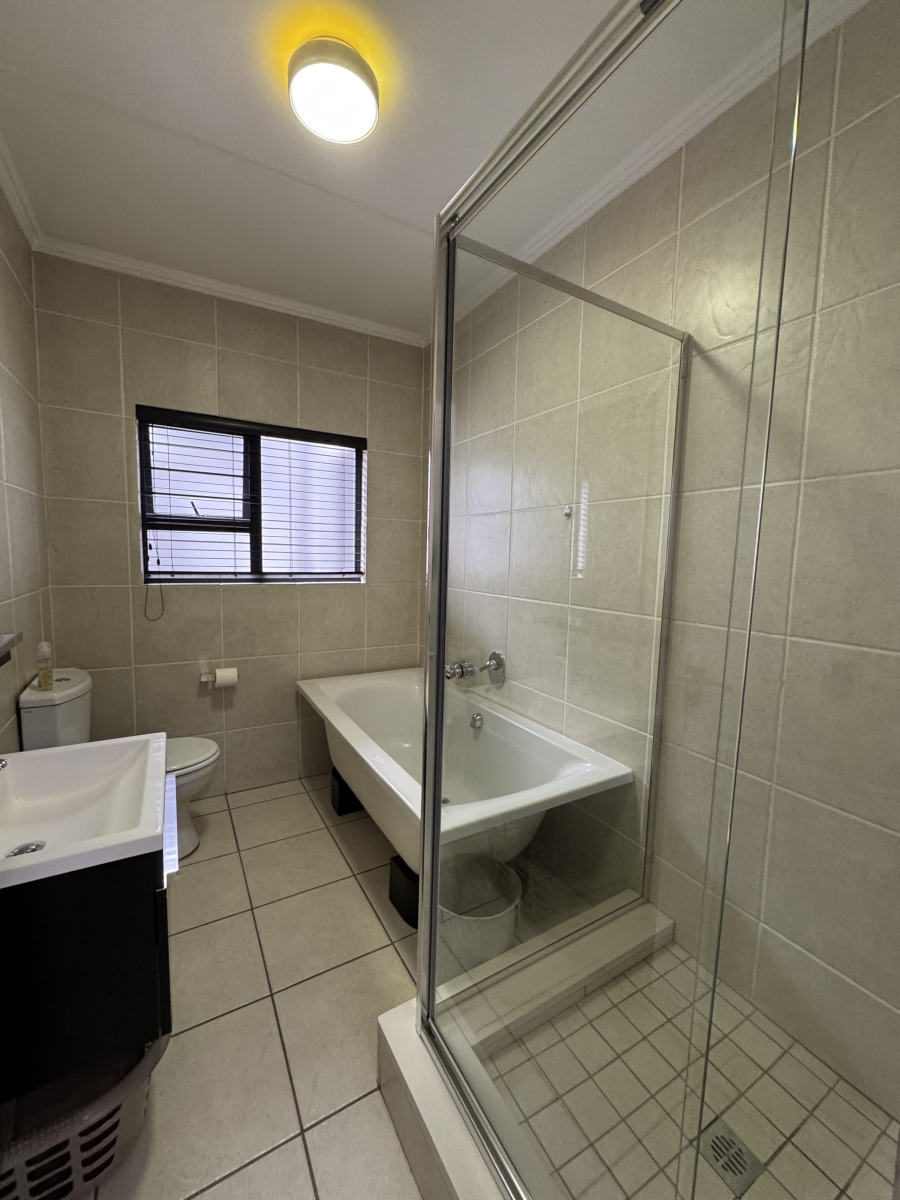 To Let 3 Bedroom Property for Rent in Gleneagles Gauteng