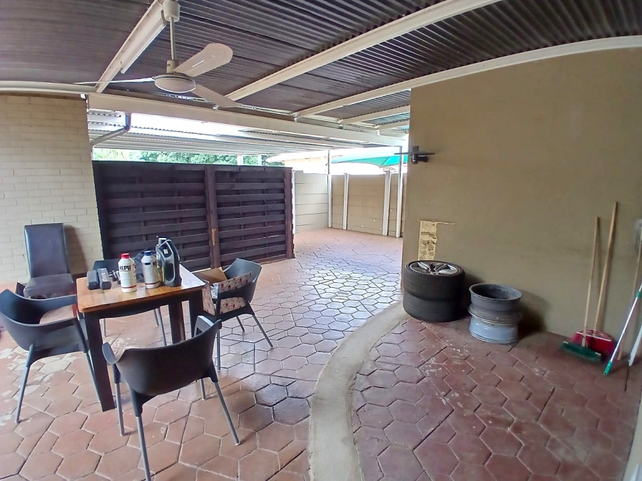 To Let 3 Bedroom Property for Rent in Moregloed Gauteng