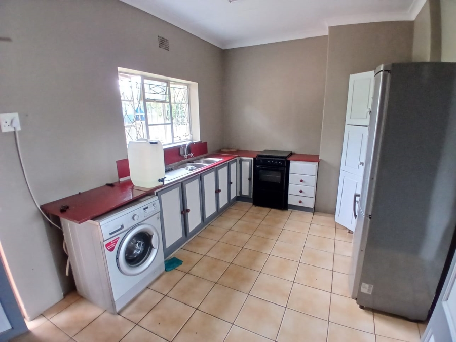 To Let 3 Bedroom Property for Rent in Moregloed Gauteng