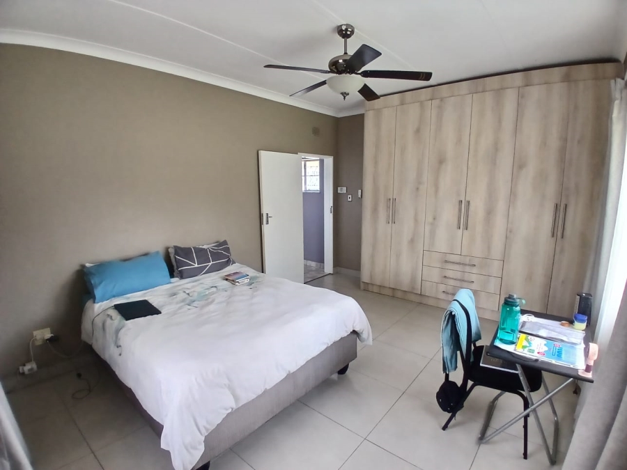 To Let 3 Bedroom Property for Rent in Moregloed Gauteng