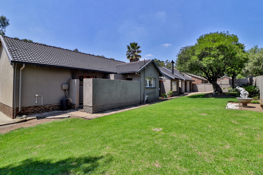 3 Bedroom Property for Sale in Croydon Gauteng