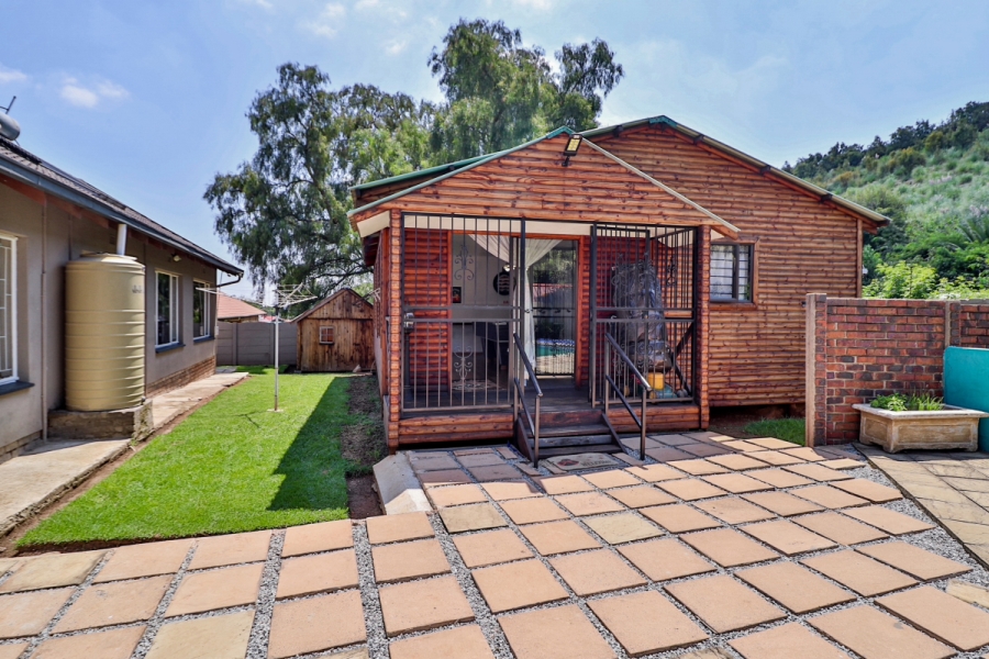 3 Bedroom Property for Sale in Croydon Gauteng