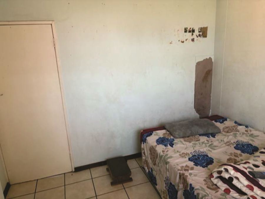 2 Bedroom Property for Sale in Pretoria North Gauteng