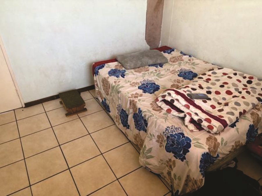 2 Bedroom Property for Sale in Pretoria North Gauteng