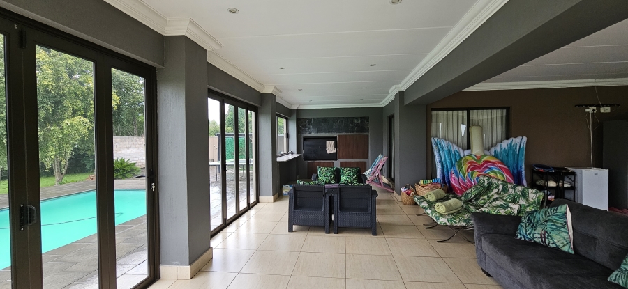 4 Bedroom Property for Sale in Three Rivers East Gauteng