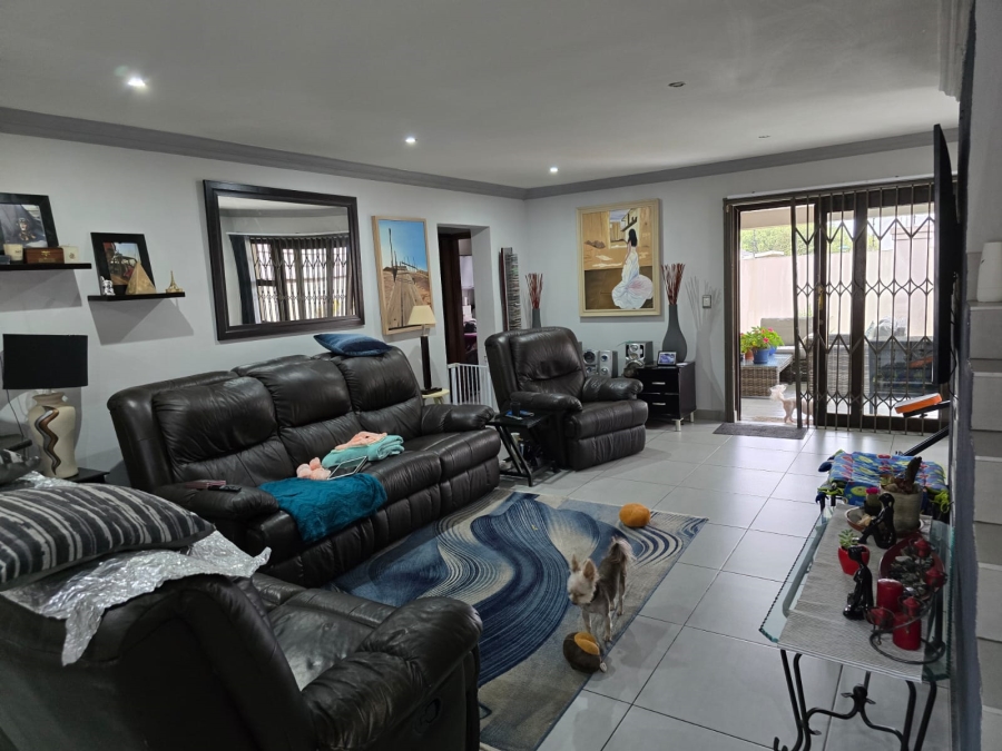 5 Bedroom Property for Sale in Terenure Gauteng