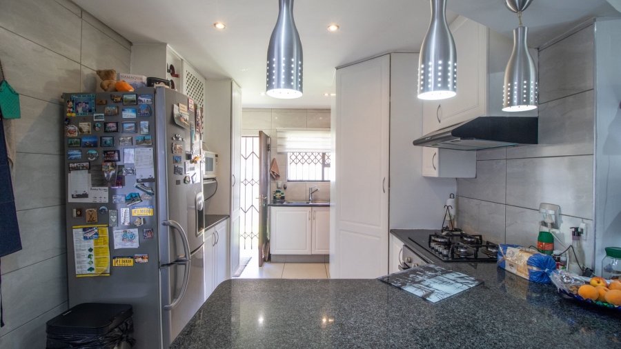 5 Bedroom Property for Sale in Terenure Gauteng