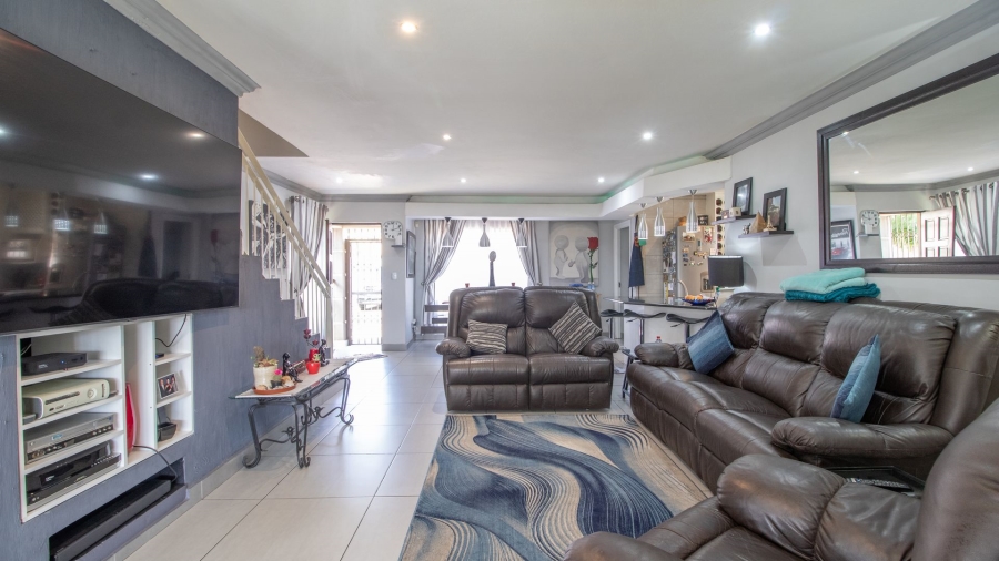 5 Bedroom Property for Sale in Terenure Gauteng