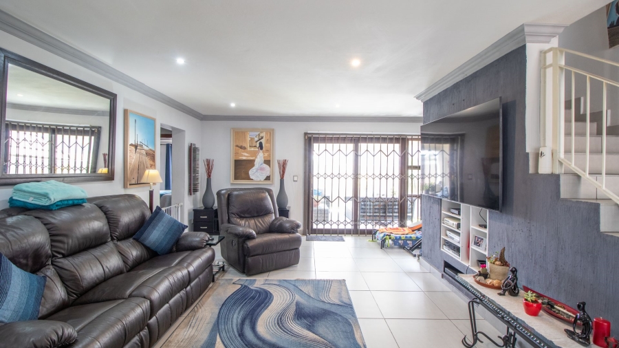 5 Bedroom Property for Sale in Terenure Gauteng