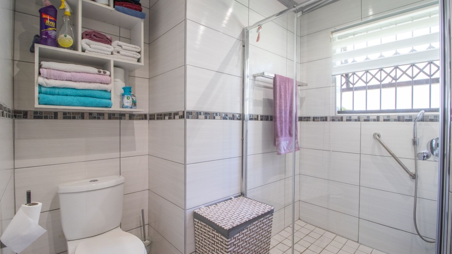 5 Bedroom Property for Sale in Terenure Gauteng