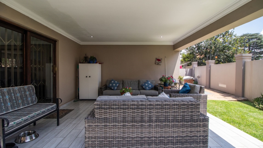 5 Bedroom Property for Sale in Terenure Gauteng