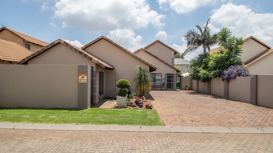 5 Bedroom Property for Sale in Terenure Gauteng