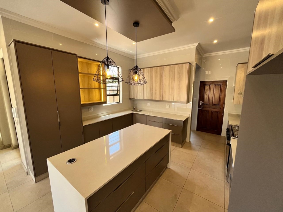 To Let 3 Bedroom Property for Rent in Chancliff A H Gauteng