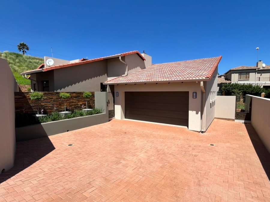 To Let 3 Bedroom Property for Rent in Chancliff A H Gauteng