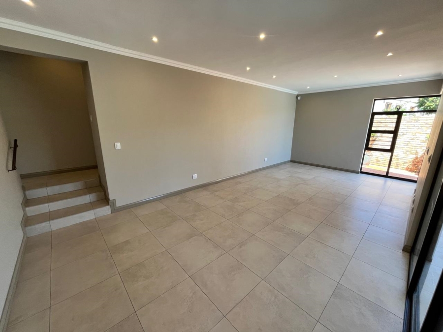 To Let 3 Bedroom Property for Rent in Chancliff A H Gauteng