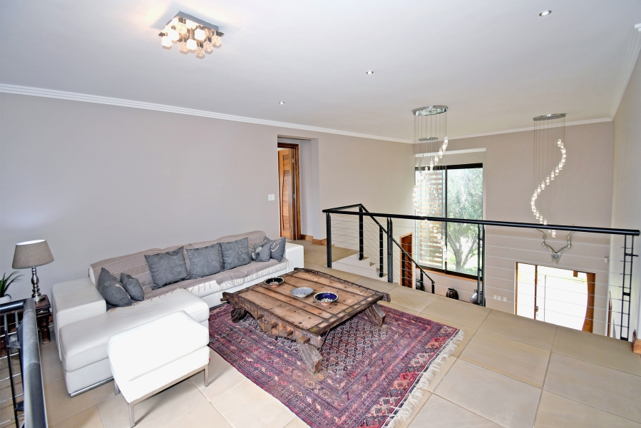 To Let 4 Bedroom Property for Rent in Waterfall Country Village Gauteng