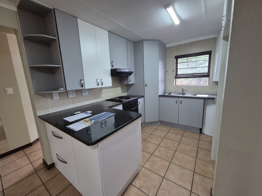 2 Bedroom Property for Sale in Bedfordview Gauteng