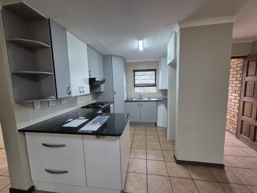 2 Bedroom Property for Sale in Bedfordview Gauteng