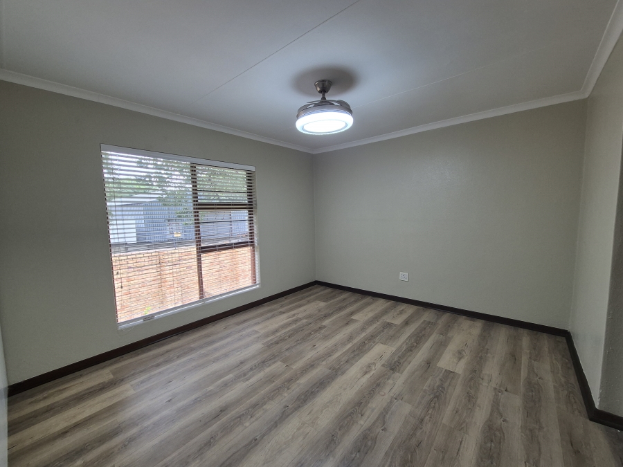 2 Bedroom Property for Sale in Bedfordview Gauteng