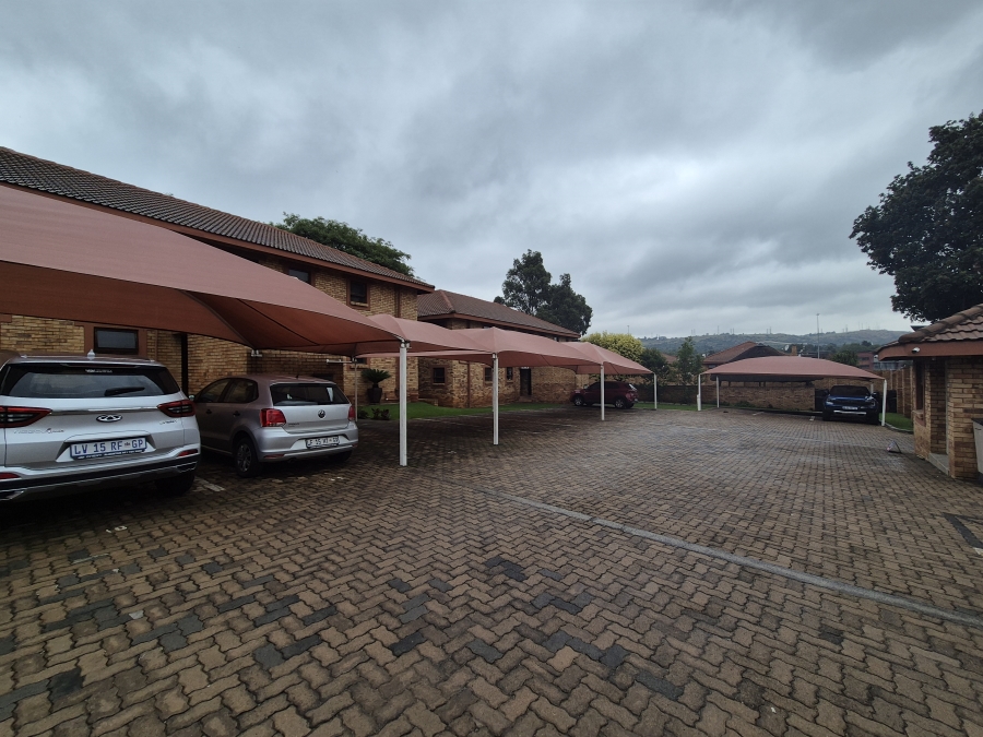 2 Bedroom Property for Sale in Bedfordview Gauteng