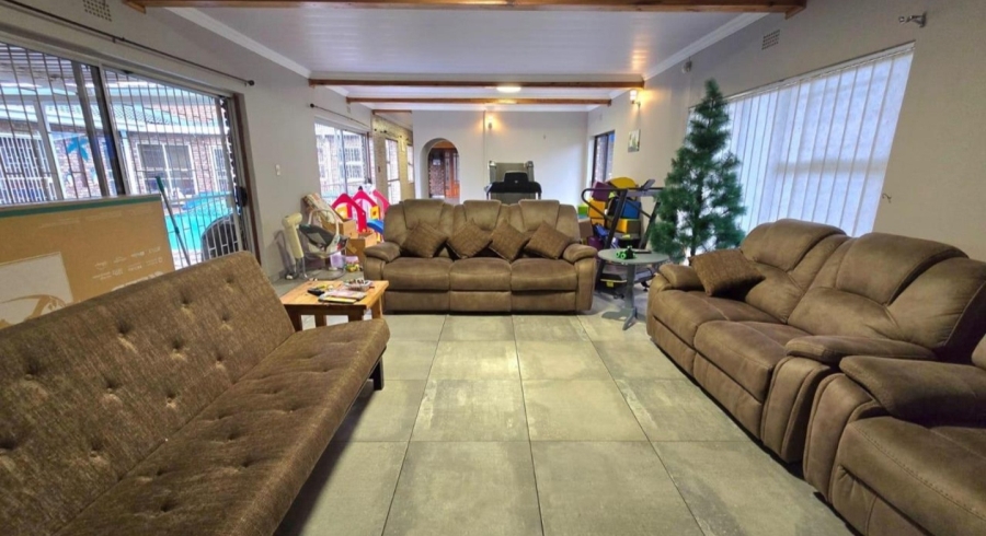 5 Bedroom Property for Sale in Vanderbijlpark SE 2 Gauteng