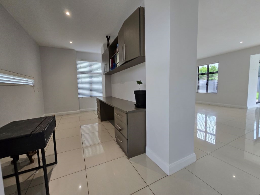 3 Bedroom Property for Sale in Midstream Hill Gauteng