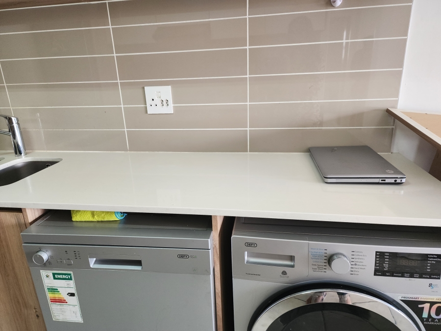 To Let 1 Bedroom Property for Rent in Linbro Park Gauteng