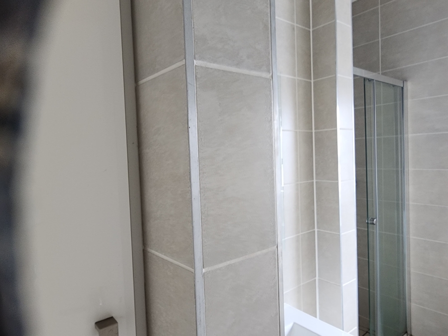 To Let 1 Bedroom Property for Rent in Linbro Park Gauteng