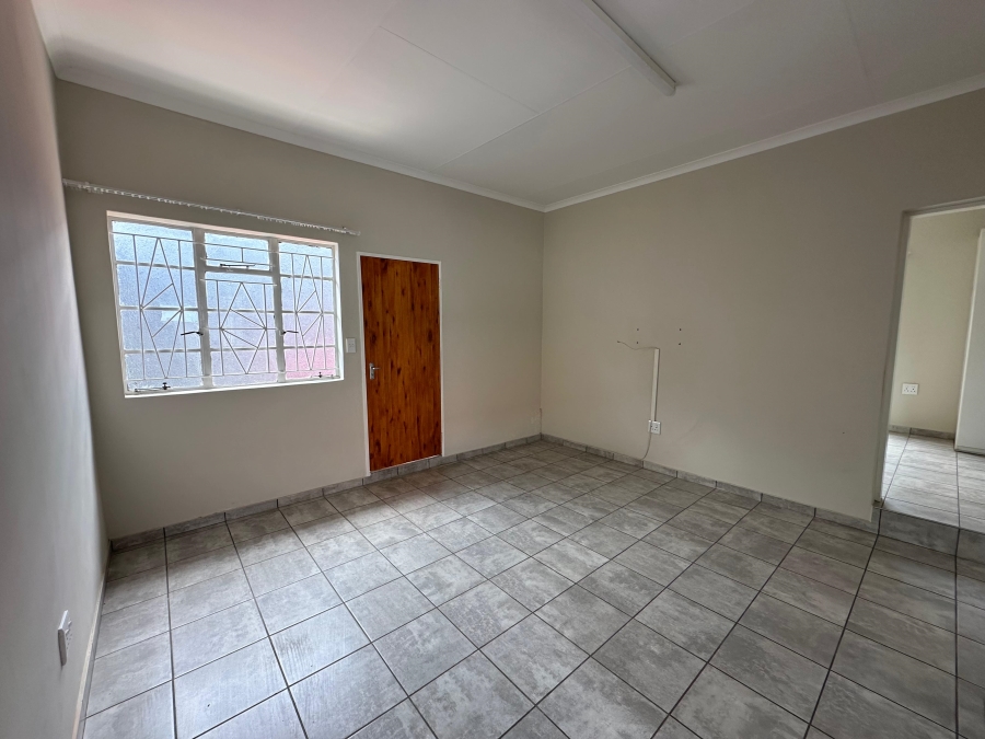 To Let 1 Bedroom Property for Rent in Moregloed Gauteng