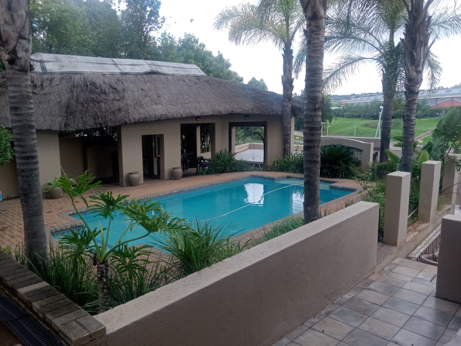 To Let 3 Bedroom Property for Rent in Rangeview Gauteng