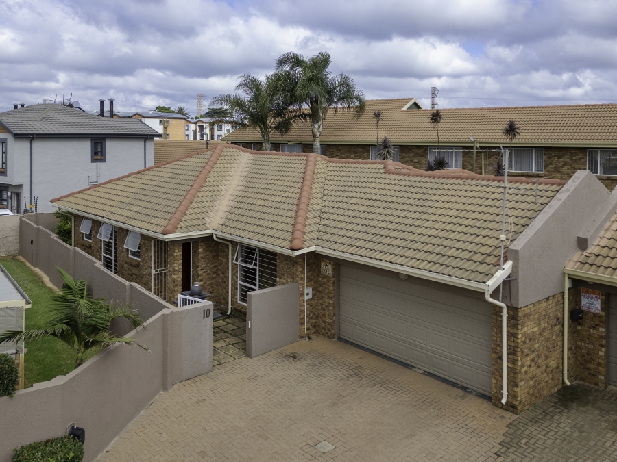 3 Bedroom Property for Sale in Terenure Gauteng