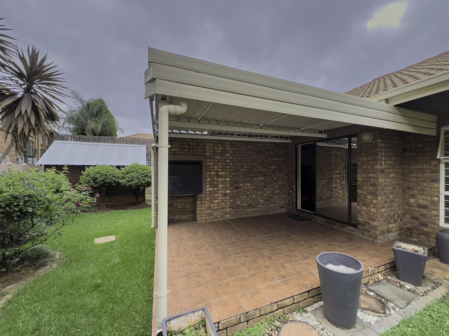 3 Bedroom Property for Sale in Terenure Gauteng