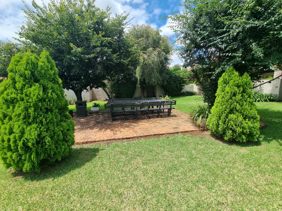 3 Bedroom Property for Sale in Bedfordview Gauteng