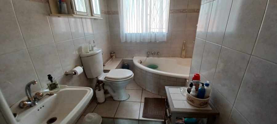 3 Bedroom Property for Sale in Bedfordview Gauteng