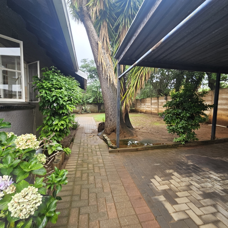 3 Bedroom Property for Sale in Croydon Gauteng