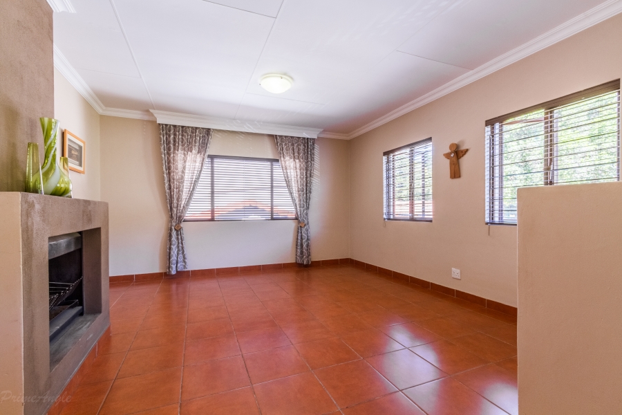 4 Bedroom Property for Sale in Murrayfield Gauteng