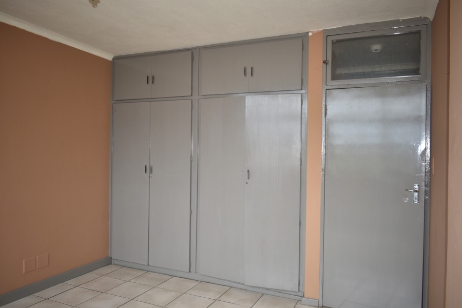 2 Bedroom Property for Sale in Sunnyside Gauteng