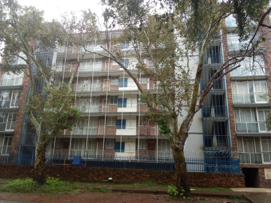 1 Bedroom Property for Sale in Sunnyside Gauteng